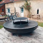Chez Tombivouac بيت خشبي بيرّفوندس