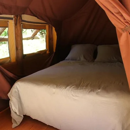 Chez Tombivouac Domek letniskowy *