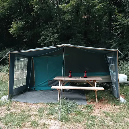 Chez Tombivouac